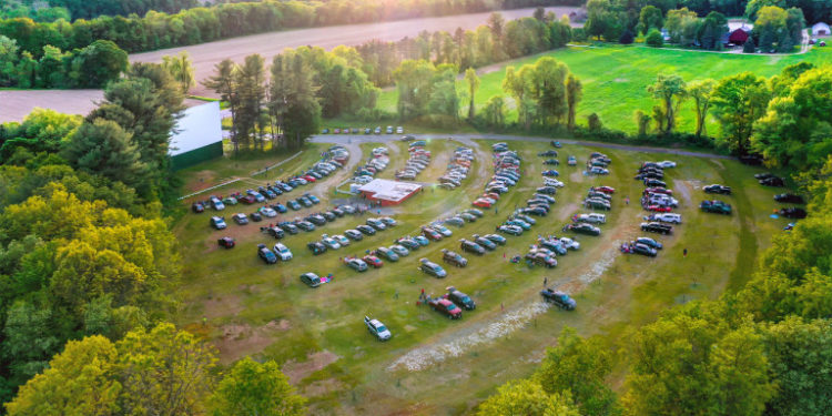 Έρχεται το πρώτο «drive in» φεστιβάλ στη Γλυφάδα!