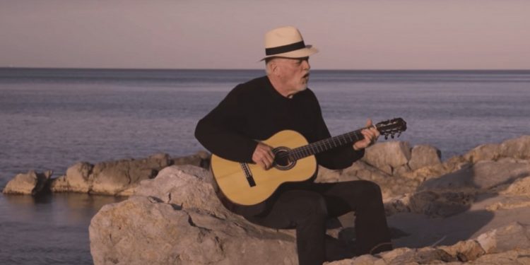 Στην Ύδρα γύρισε το video του νέου τραγουδιού του ο David Gilmour.