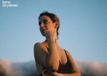 Irene Skylakaki: “Mary Smiles” το Νέο single [video]