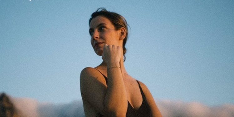 Irene Skylakaki: “Mary Smiles” το Νέο single [video]