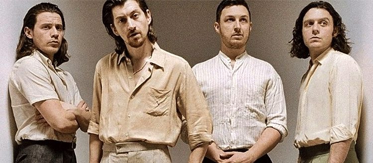 Οι Arctic Monkeys κυκλοφορούν σε άλμπουμ τη συναυλία τους στο Royal AlbertHall