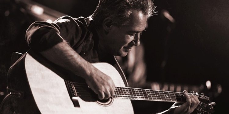 «Πιστεύω στο εμβόλιο αλλά θέλω να το κάνω τελευταίος» δηλώνει ο Παντελής Θαλασσινός