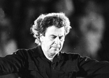 Τα φετινά Όσκαρ τίμησαν τον δικό μας Μίκη Θεοδωράκη