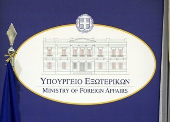 ΥΠΕΞ: Απελαύνονται 12 Ρώσοι διπλωμάτες από την Ελλάδα – Έντονη αντίδραση της Μόσχας