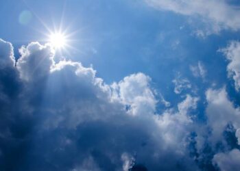 Άστατος ο καιρός σήμερα Δευτέρα 11 Απριλίου