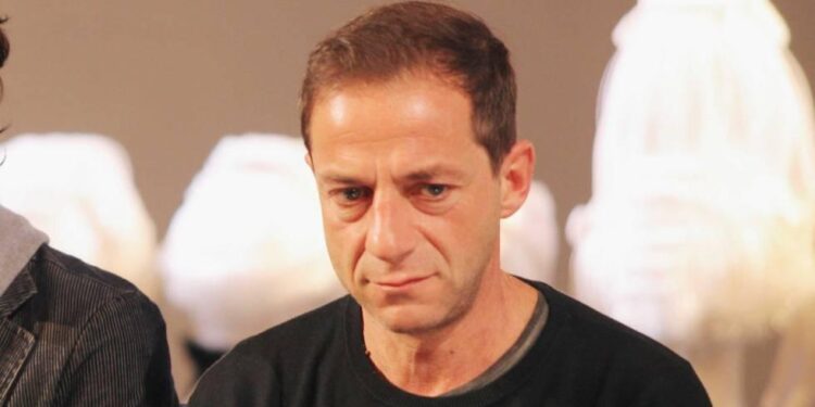 Υπόθεση Λιγνάδη – Ελεύθερος με αναστολή ο καταδικασμένος για δύο βιασμούς ηθοποιός