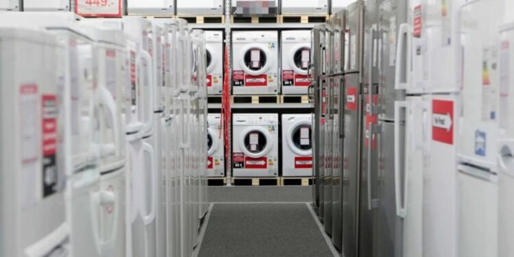 : ΤΙ ΙΣΧΥΕΙ ΓΙΑ ΤΟΥΣ 200.000 ΝΕΟΥΣ ΔΙΚΑΙΟΥΧΟΥΣ