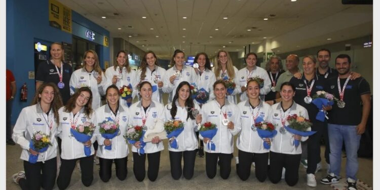 Επέστρεψαν με το ασημένιο τα χρυσά κορίτσια της καρδιάς μας!