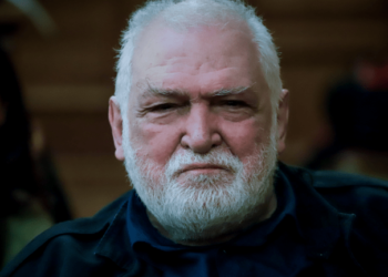 Μας άφησε ο μεγάλος Κώστας Καζάκος