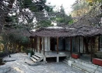 Ραντεβουδάκια στην καφετέρια Λουμπαρδιάρη σε άλλες εποχές