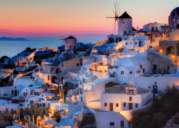 Comfuzio 24 και Hellas Week στη Σαντορίνη! Ακούστε όλο το αφιέρωμα στο Podcast !