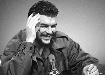 Τσε: Πώς η αστική τάξη γέννησε τον πιο αυθεντικό μαρξιστή ιδεολόγο