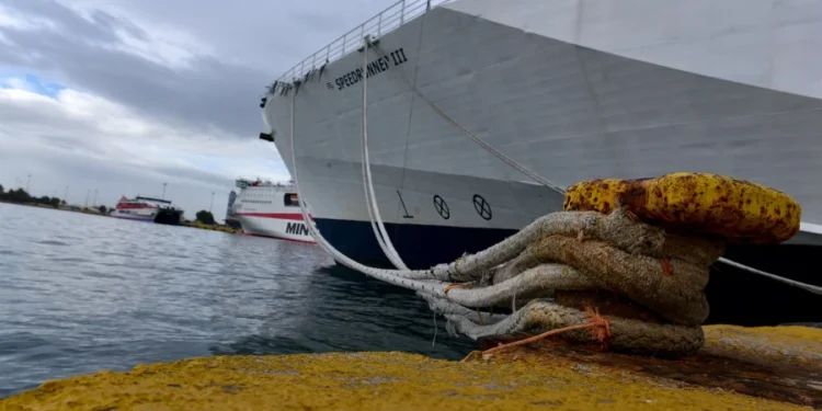 Αποκαθίσταται η ακτοπλοϊκή συγκοινωνία σε Πειραιά, Ραφήνα, Λαύριο