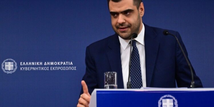 ειρωνικός ο κυβερνητικός εκπρόσωπος για την συνεχιζόμενη αφασία στην Hellenic Train